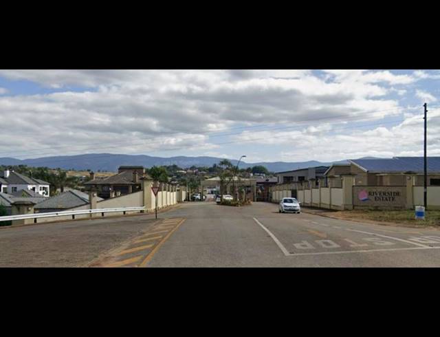 LAND FOR SALE IN RIVERSIDE ESTATE